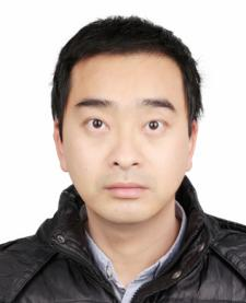 黄新宇.png